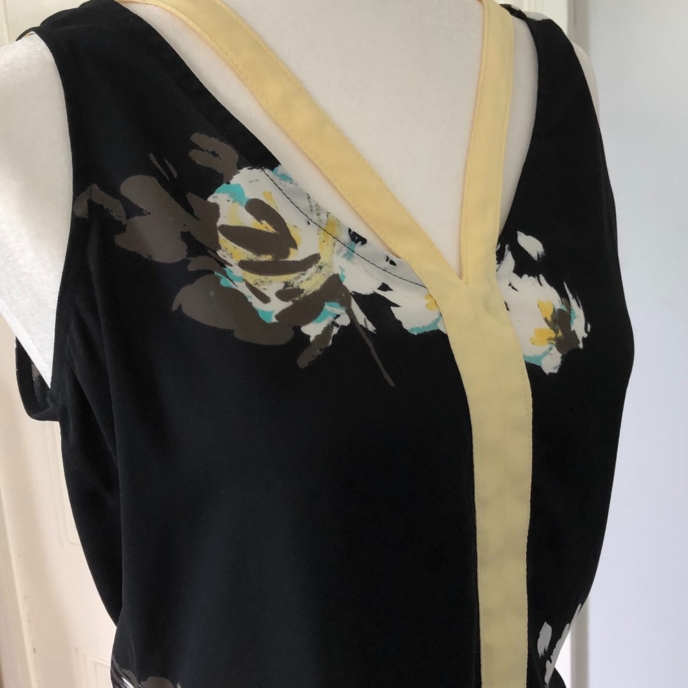 Candie’s Top - Size Medium